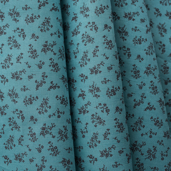 Lightweight Patina Garden fabric, a blend of linen and cotton with a natural, vintage-inspired pattern. Perfect for airy, comfortable designs