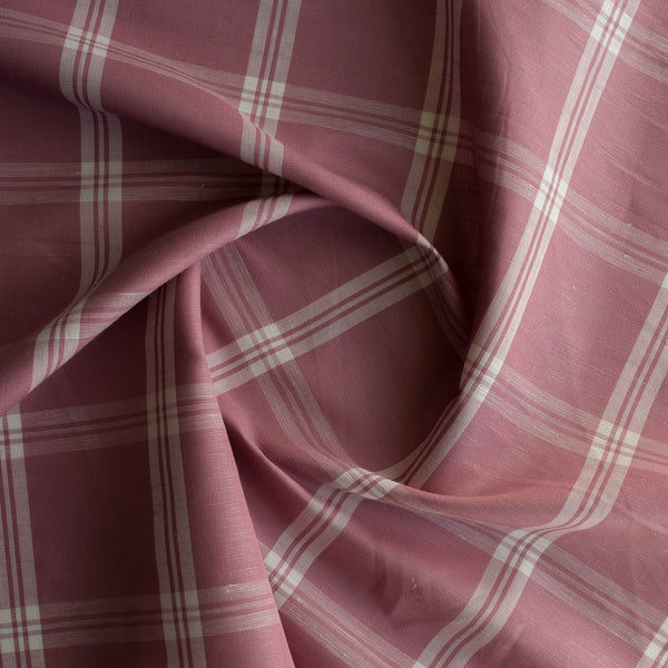 Rosewood Check Yarn-Dyed Linen Blend Fabric – dusty mauve with white intersecting grid pattern, lightweight 135 GSM