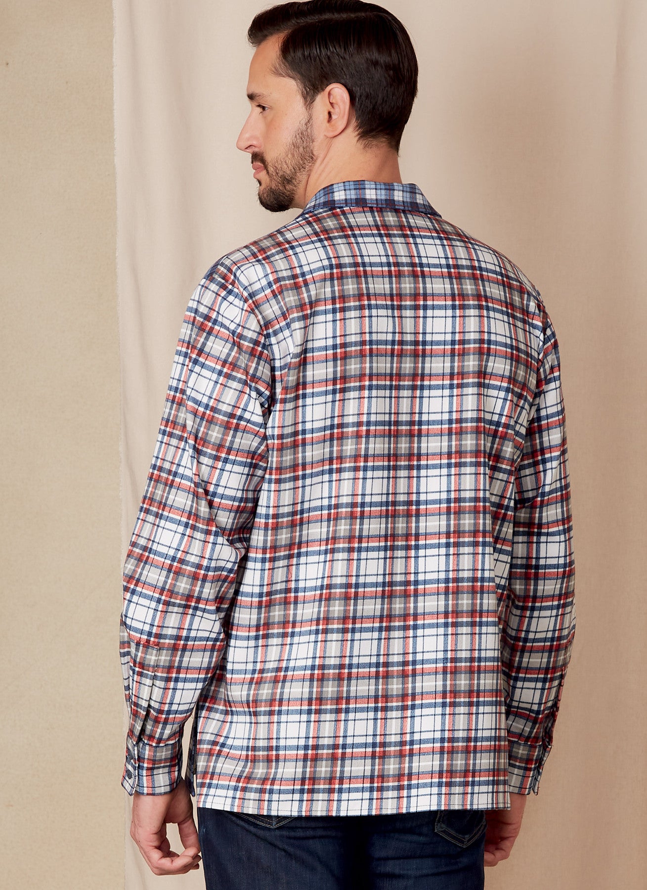 Vogue Unisex Shirts Sewing Pattern V1827 – Versatile Designs – de Linum